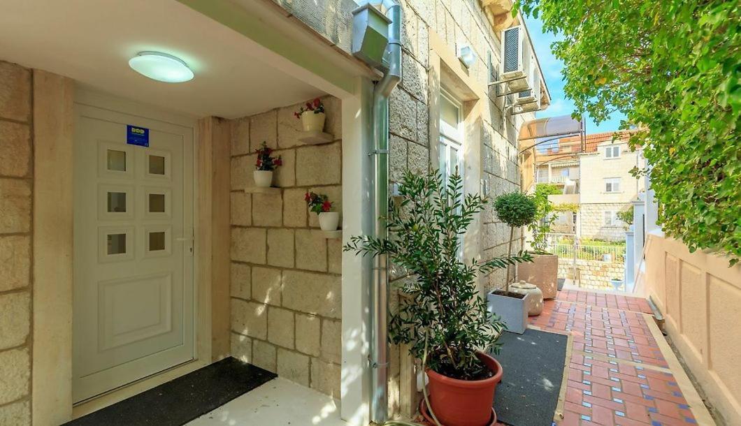 Ivana Central Apartment Dubrovnik Exterior photo
